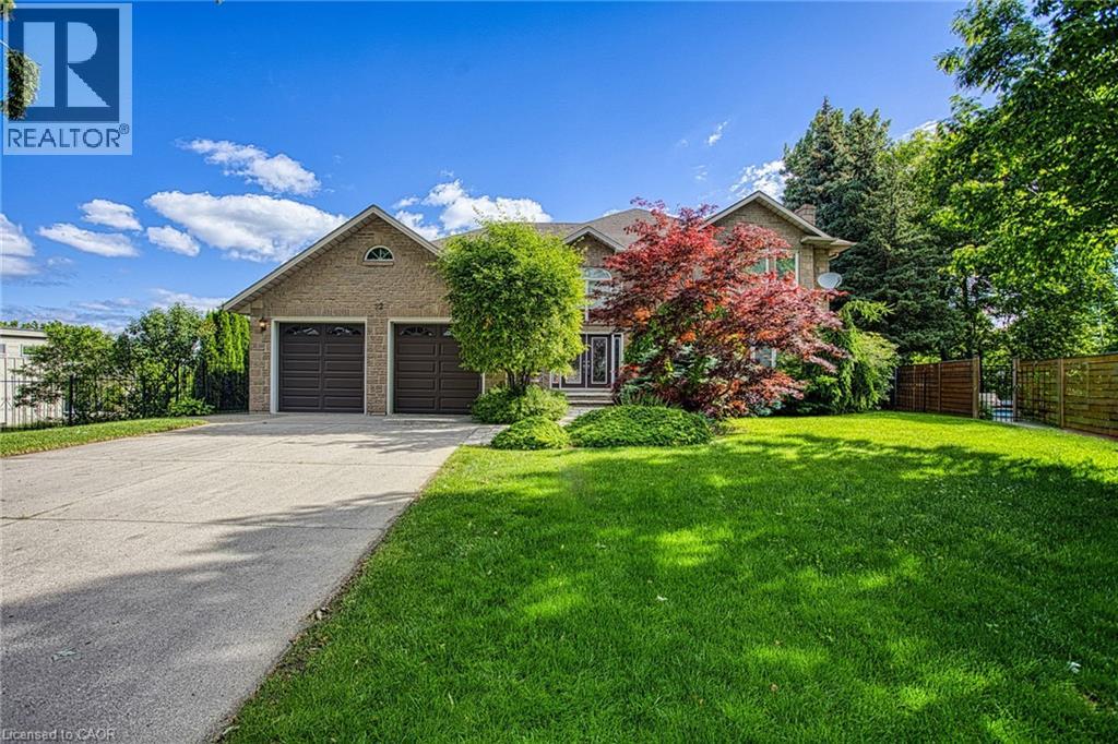 22 Burt Court, Stoney Creek, Ontario  L8G 3H4 - Photo 3 - 40842085
