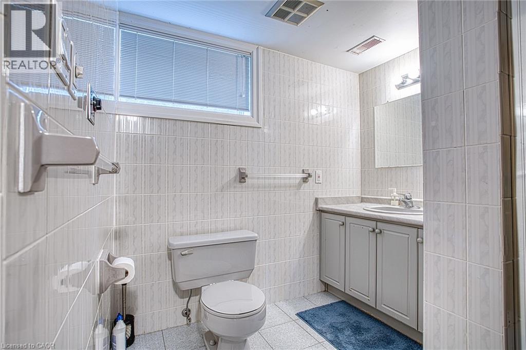 22 Burt Court, Stoney Creek, Ontario  L8G 3H4 - Photo 38 - 40842085