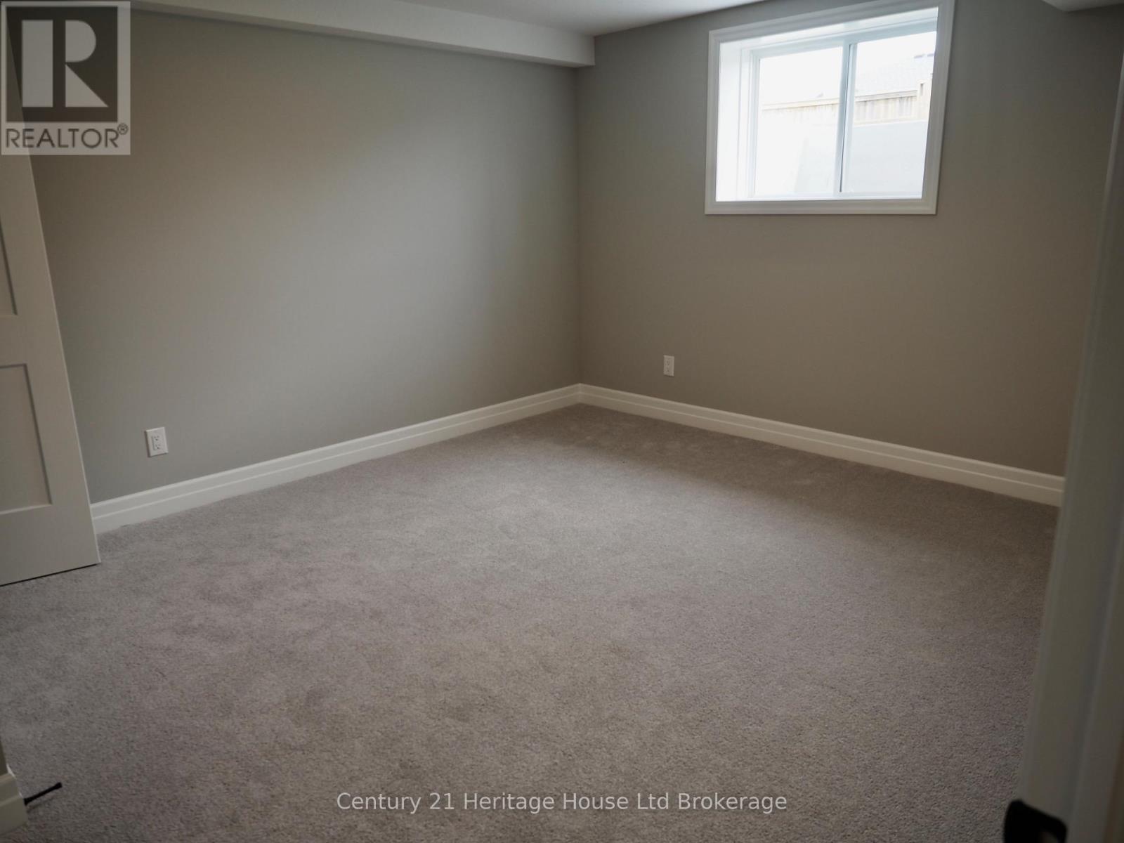 28 Sycamore Drive, Tillsonburg, Ontario  N4G 5R9 - Photo 10 - X13485520