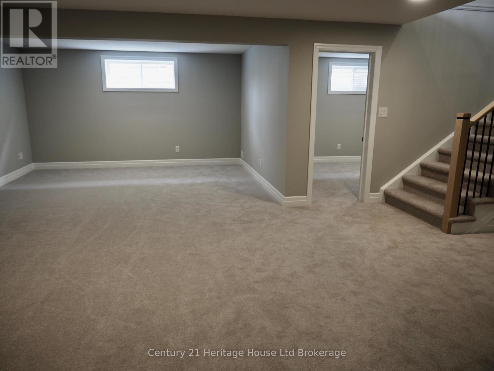 28 Sycamore Drive, Tillsonburg, Ontario  N4G 5R9 - Photo 9 - X13485520