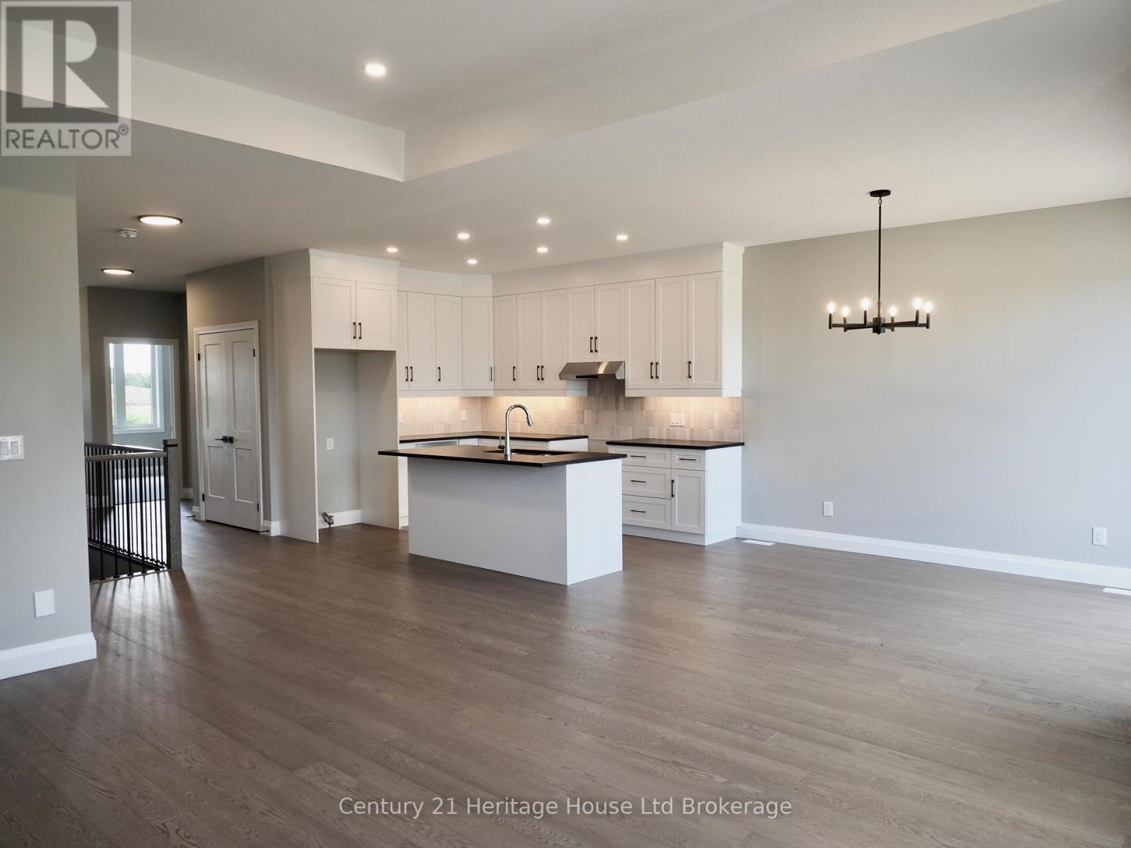4 Bodwell Avenue, South-West Oxford, Ontario  N4G 5R9 - Photo 5 - X13485526