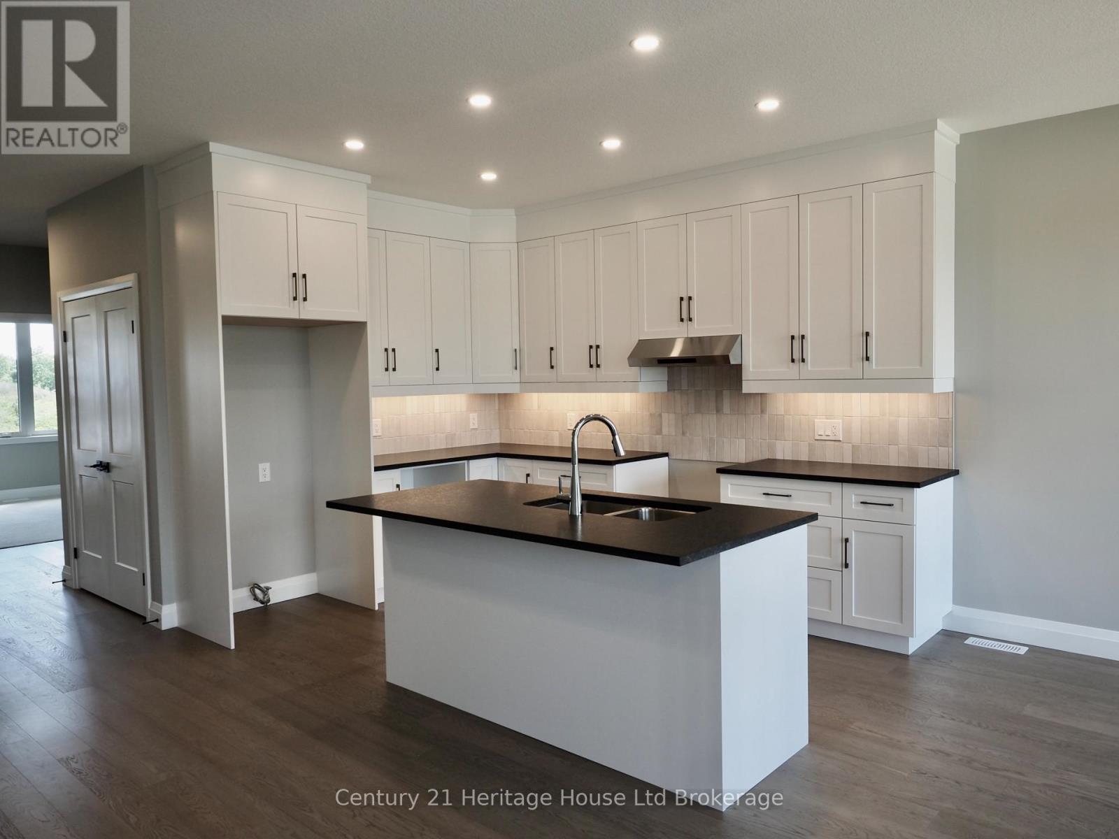 4 Bodwell Avenue, South-West Oxford, Ontario  N4G 5R9 - Photo 7 - X13485526