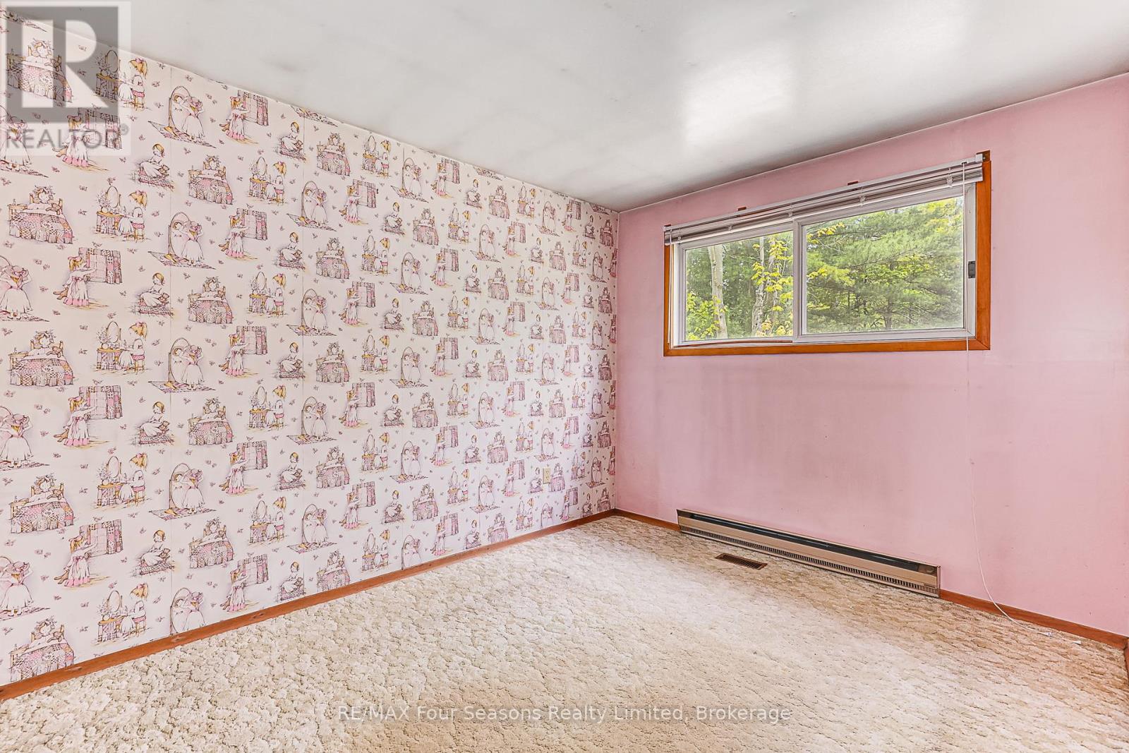 828 Oxbow Park Drive, Wasaga Beach, Ontario  L9Z 2V1 - Photo 14 - S13485816