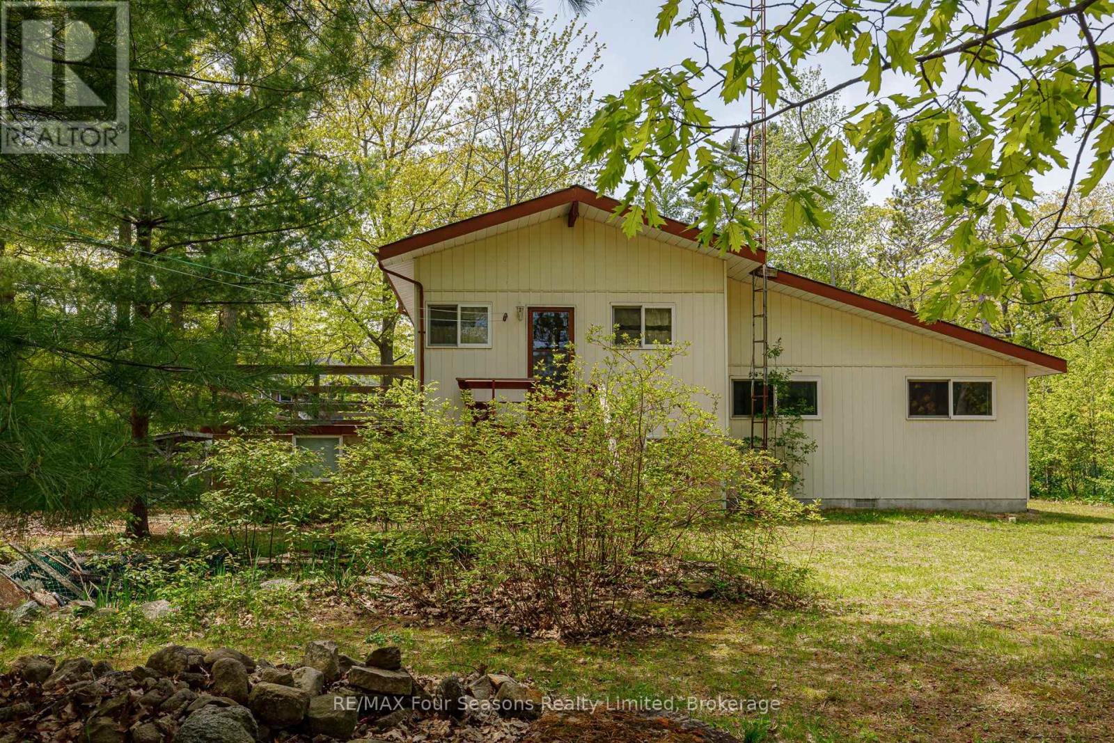828 Oxbow Park Drive, Wasaga Beach, Ontario  L9Z 2V1 - Photo 24 - S13485816