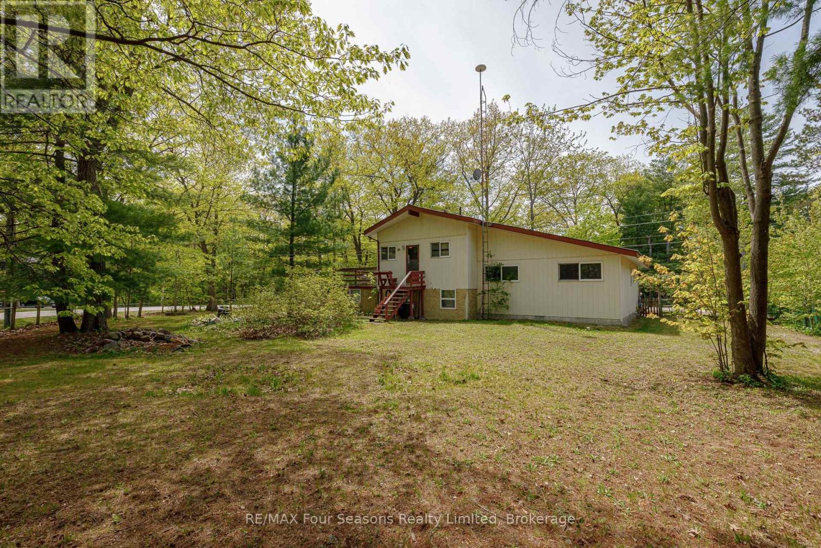 828 Oxbow Park Drive, Wasaga Beach, Ontario  L9Z 2V1 - Photo 25 - S13485816