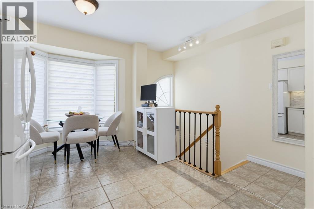 3480 Upper Middle Road Unit# 110, Burlington, Ontario  L7M 4R9 - Photo 3 - 40841836