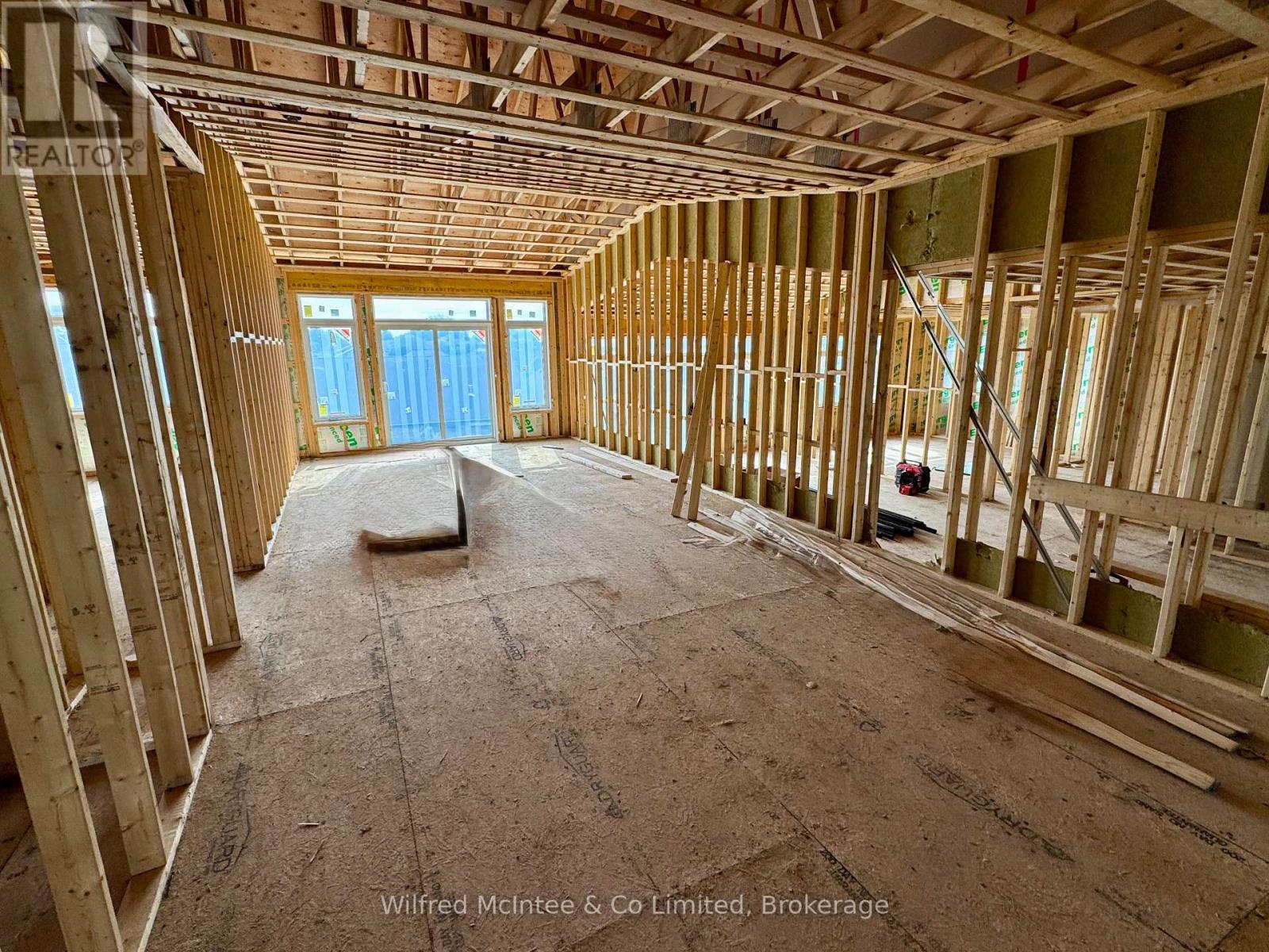 132 Devinwood Avenue, Brockton, Ontario  N0G 2V0 - Photo 2 - X13485562