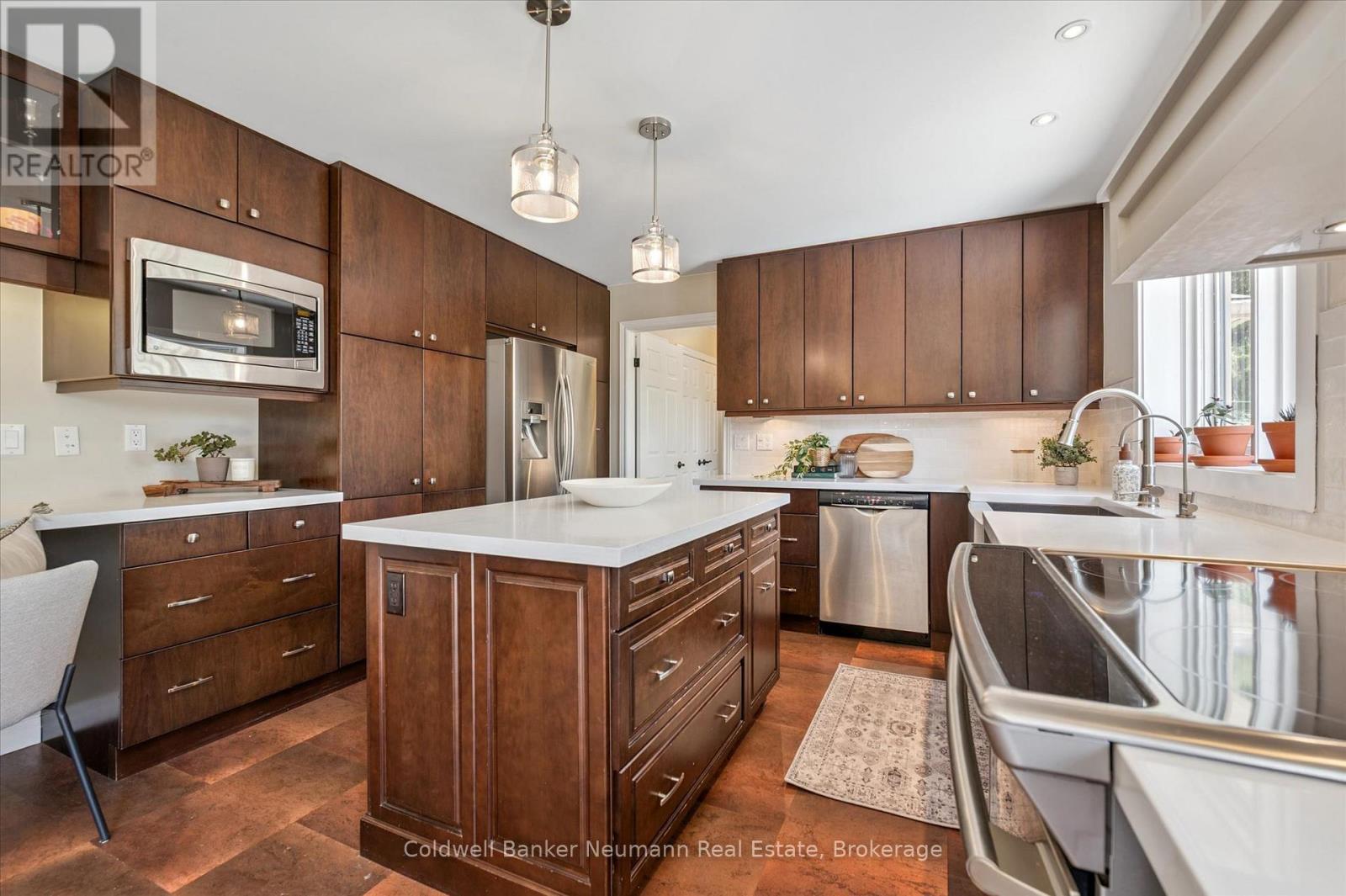 25 Riverview Drive, Centre Wellington, Ontario  N0B 1S0 - Photo 14 - X13485714
