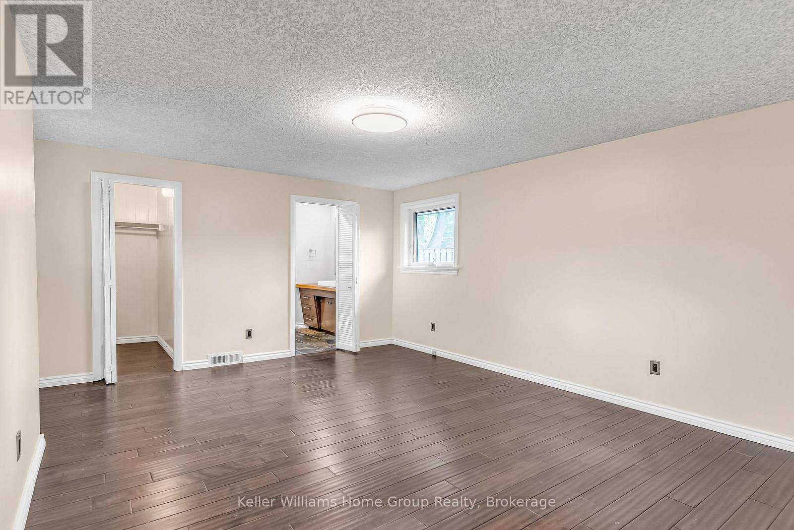58 Reyburn Avenue, Kitchener, Ontario  N2C 2B2 - Photo 26 - X13485786