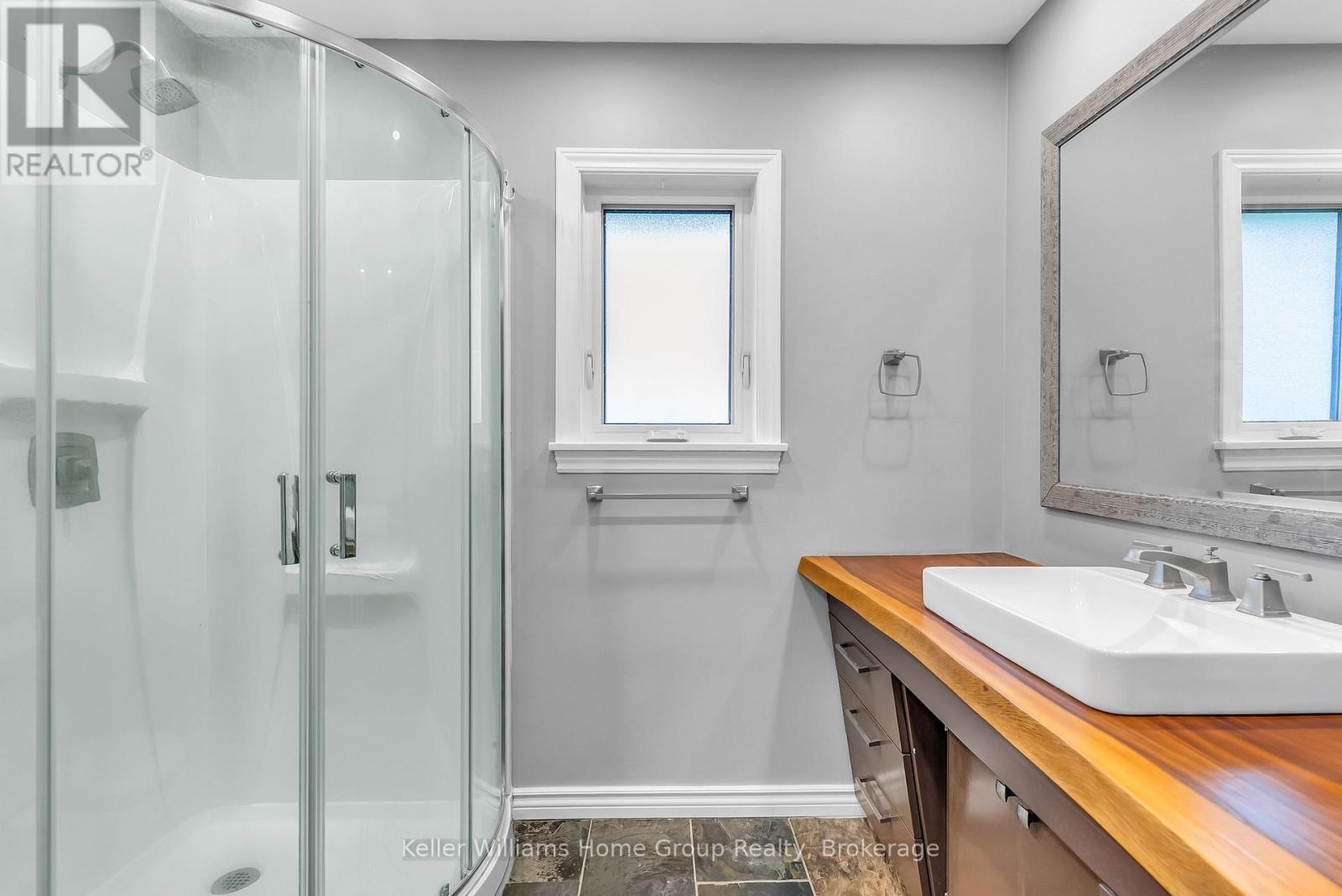 58 Reyburn Avenue, Kitchener, Ontario  N2C 2B2 - Photo 29 - X13485786