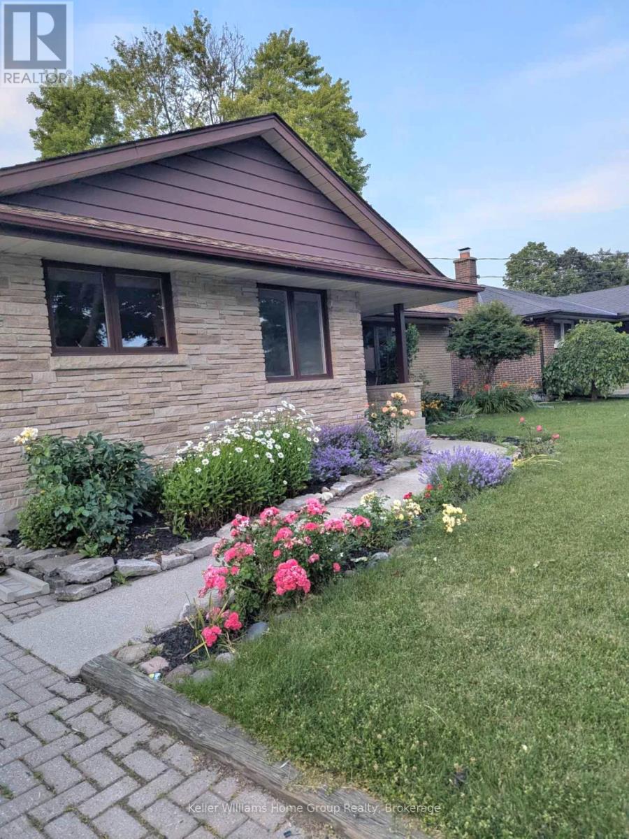 58 Reyburn Avenue, Kitchener, Ontario  N2C 2B2 - Photo 41 - X13485786