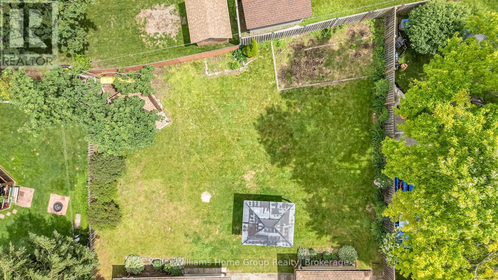 58 Reyburn Avenue, Kitchener, Ontario  N2C 2B2 - Photo 6 - X13485786