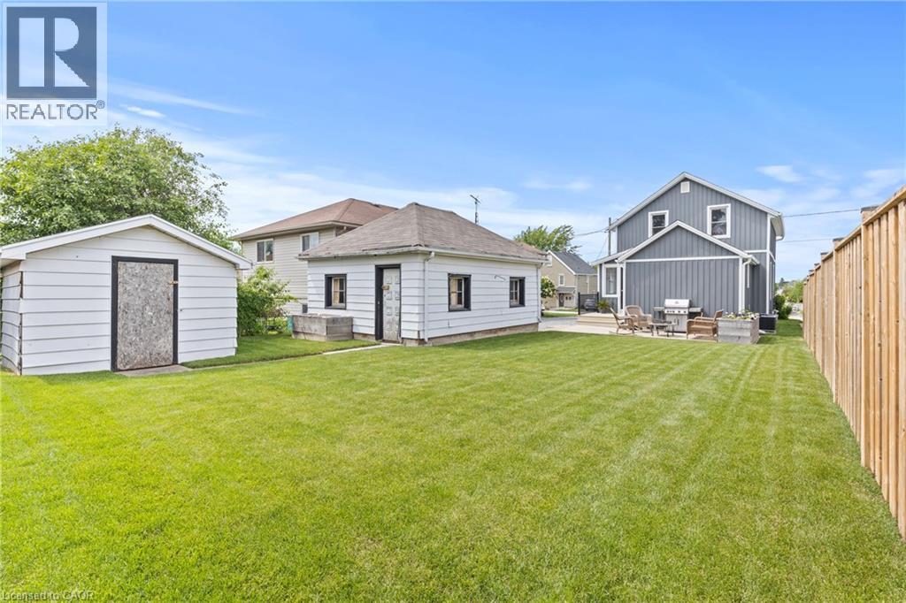 47 Sullivan Avenue, Thorold, Ontario  L2V 2Y7 - Photo 2 - 40842879
