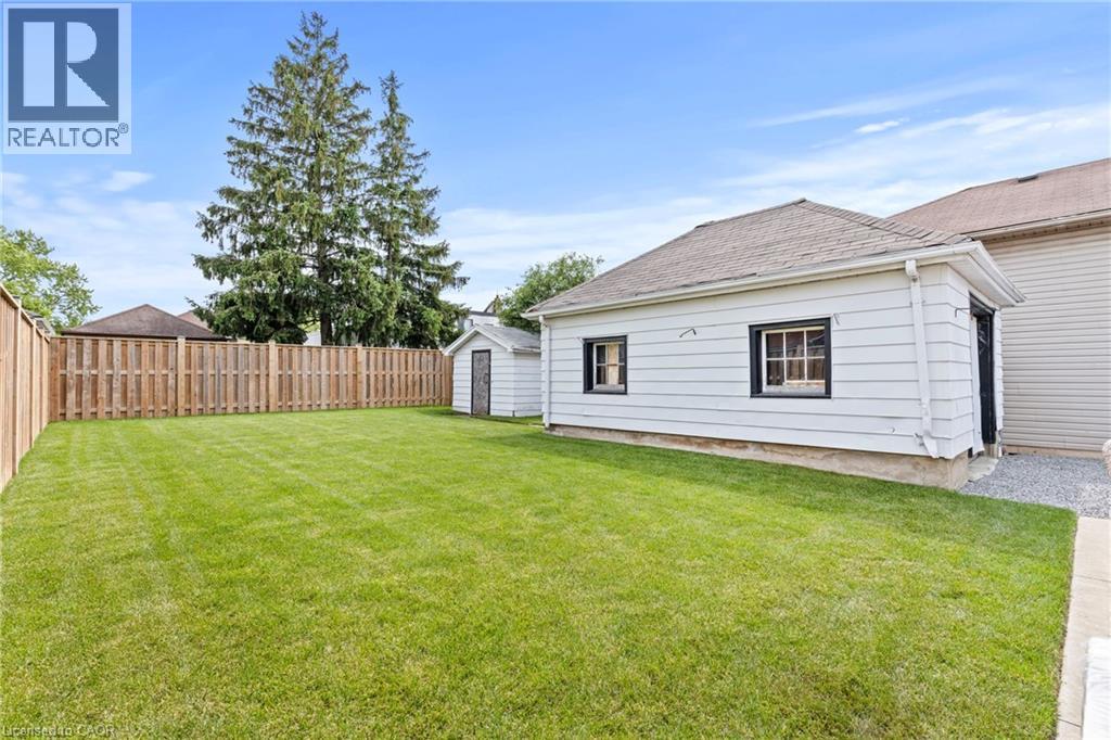 47 Sullivan Avenue, Thorold, Ontario  L2V 2Y7 - Photo 3 - 40842879