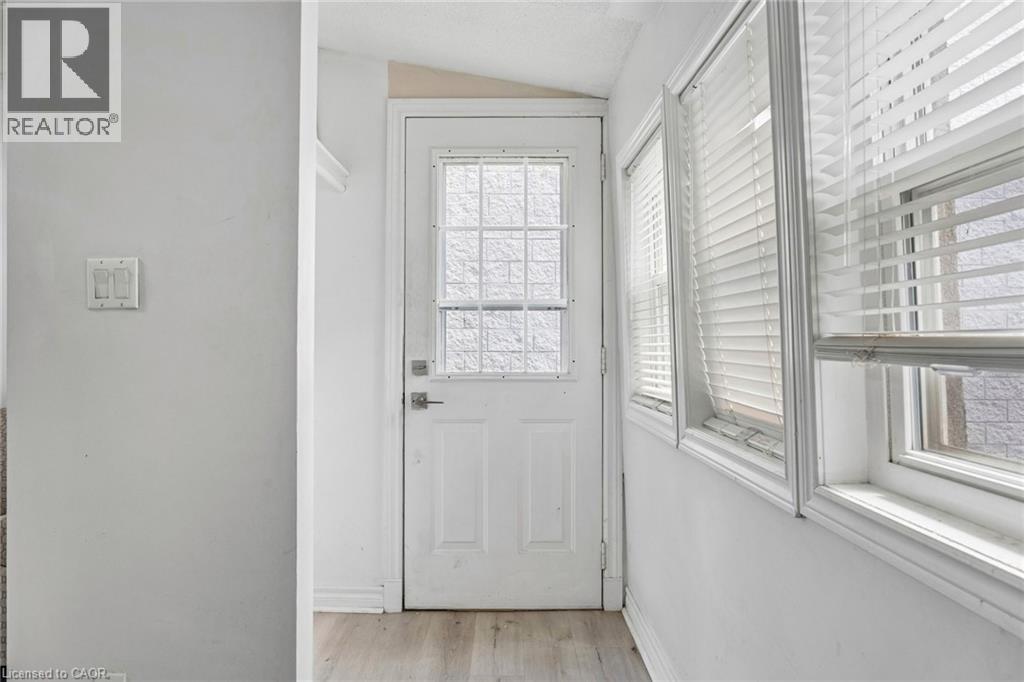 43 Whitfield Avenue, Hamilton, Ontario  L8L 4B5 - Photo 6 - 40840332