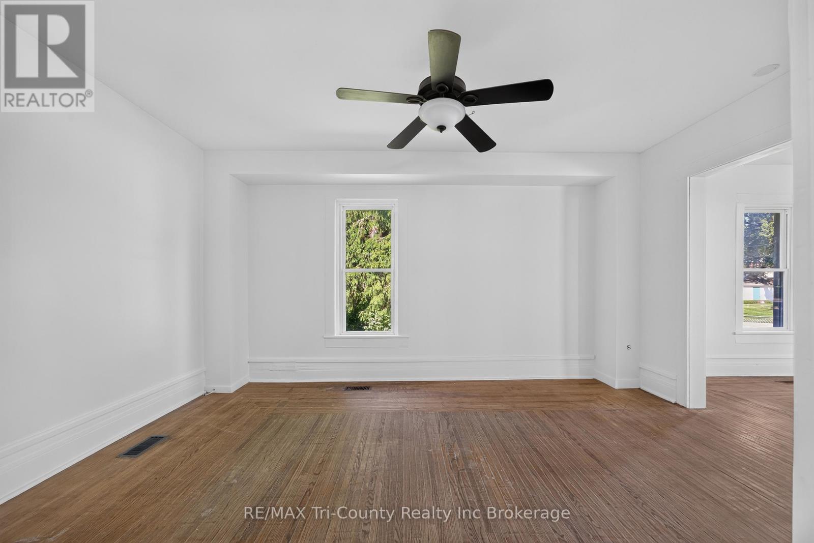 61 Brock Street E, Tillsonburg, Ontario  N4G 1Z7 - Photo 10 - X13486414