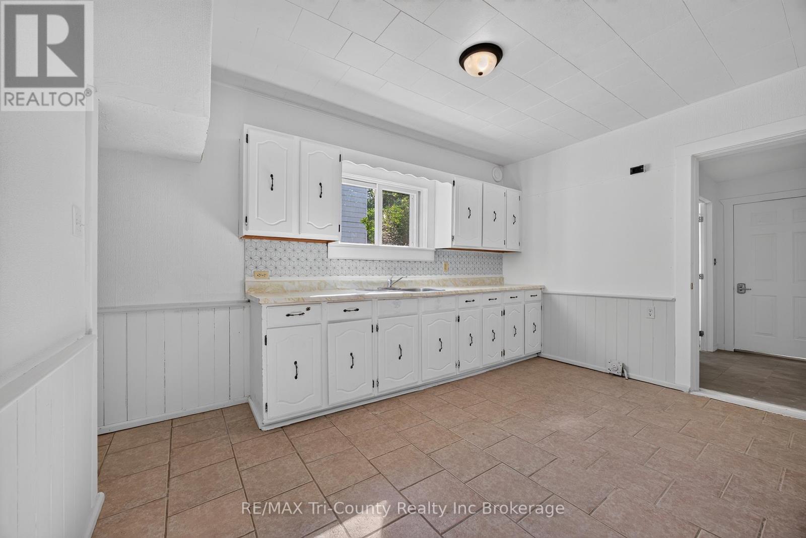 61 Brock Street E, Tillsonburg, Ontario  N4G 1Z7 - Photo 13 - X13486414