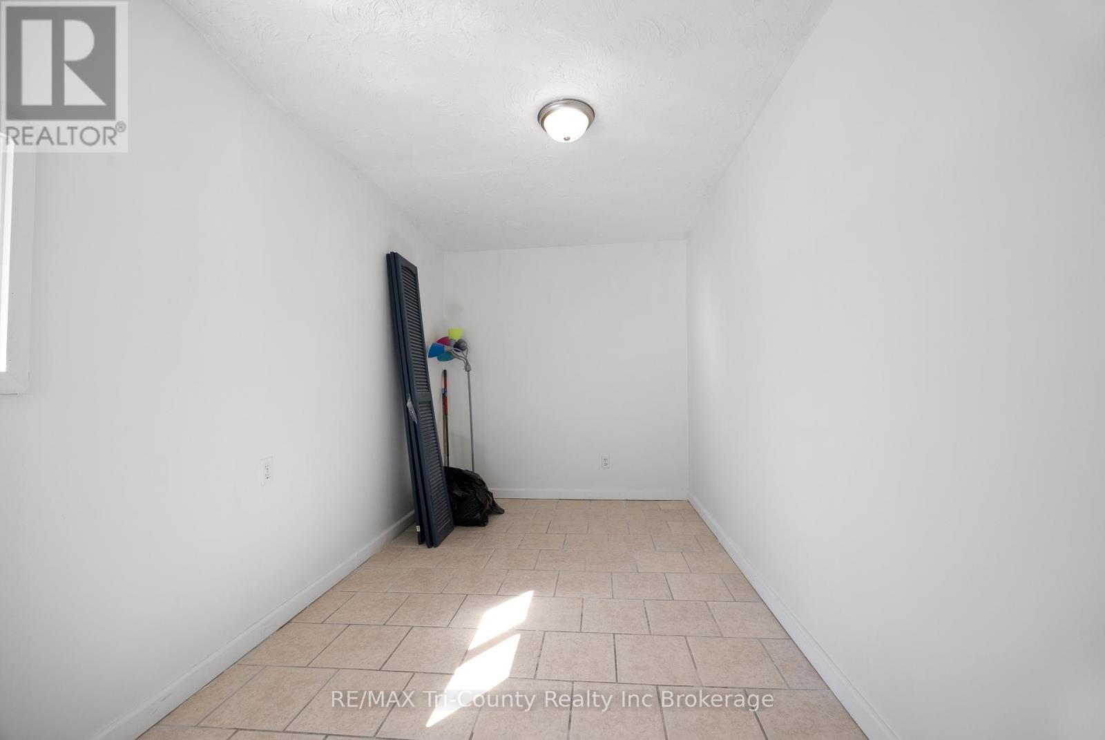 61 Brock Street E, Tillsonburg, Ontario  N4G 1Z7 - Photo 14 - X13486414