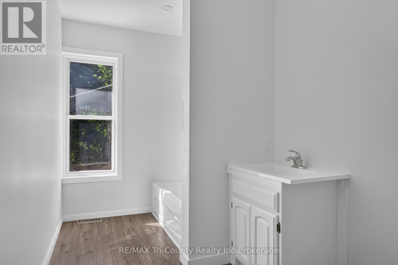61 Brock Street E, Tillsonburg, Ontario  N4G 1Z7 - Photo 20 - X13486414