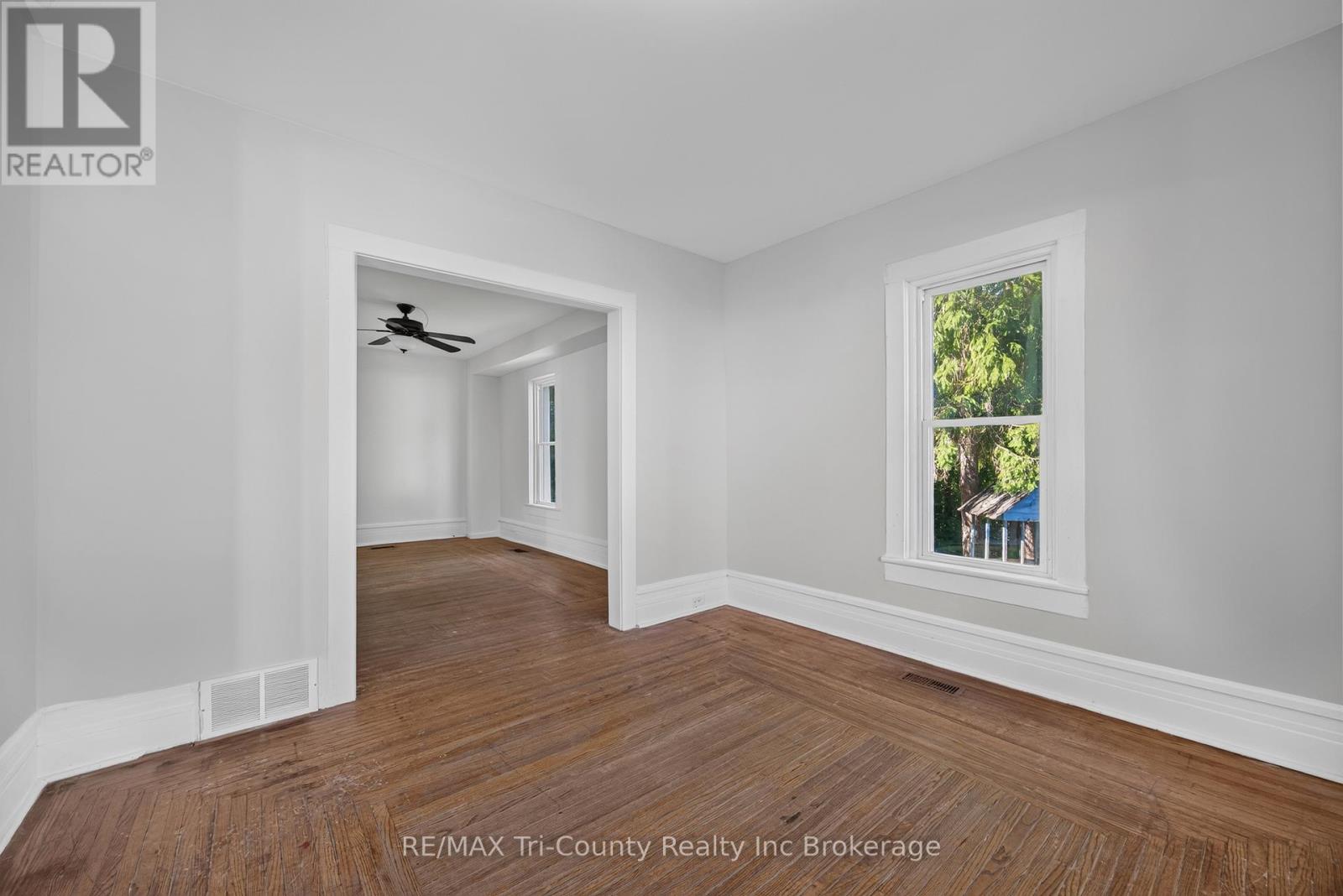 61 Brock Street E, Tillsonburg, Ontario  N4G 1Z7 - Photo 8 - X13486414