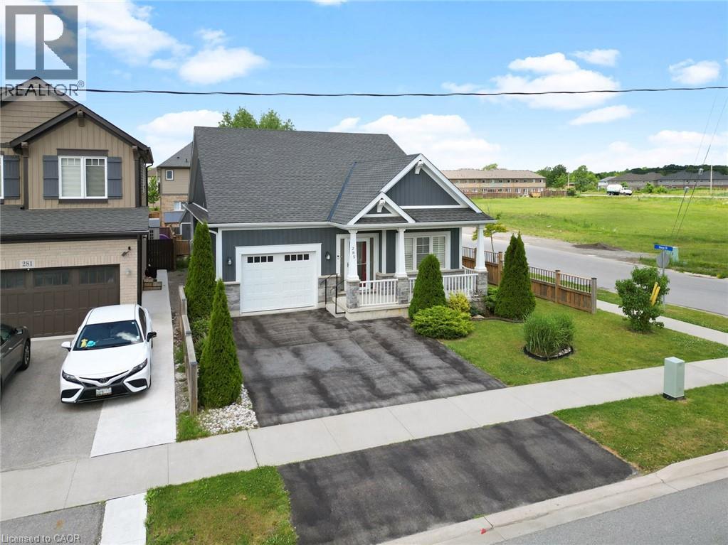 285 South Pelham Road, Welland, Ontario  L3C 0E6 - Photo 2 - 40842576