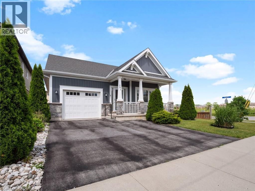 285 South Pelham Road, Welland, Ontario  L3C 0E6 - Photo 3 - 40842576