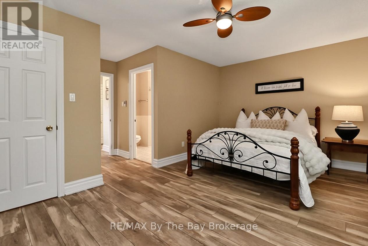 54 Fairway Crescent, Wasaga Beach, Ontario  L9Z 1B8 - Photo 26 - S13486598