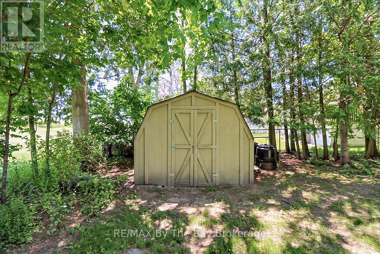 54 Fairway Crescent, Wasaga Beach, Ontario  L9Z 1B8 - Photo 39 - S13486598