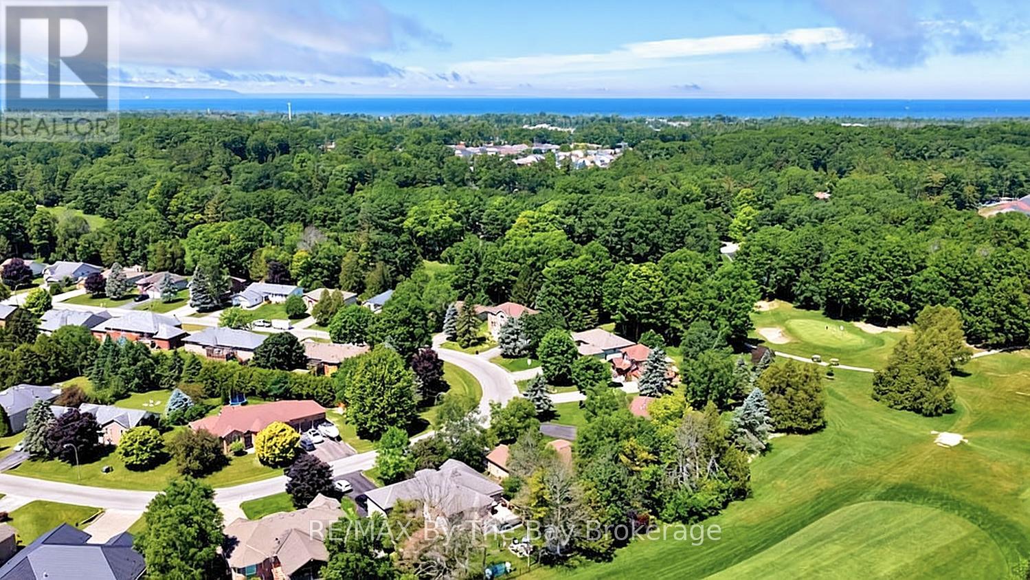 54 Fairway Crescent, Wasaga Beach, Ontario  L9Z 1B8 - Photo 47 - S13486598