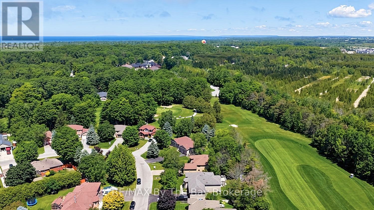 54 Fairway Crescent, Wasaga Beach, Ontario  L9Z 1B8 - Photo 48 - S13486598