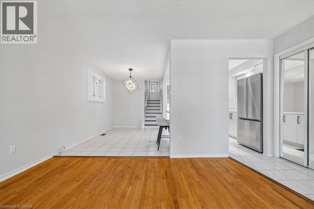 233 East 8th Street, Hamilton, Ontario  L9A 3L7 - Photo 11 - 40842541