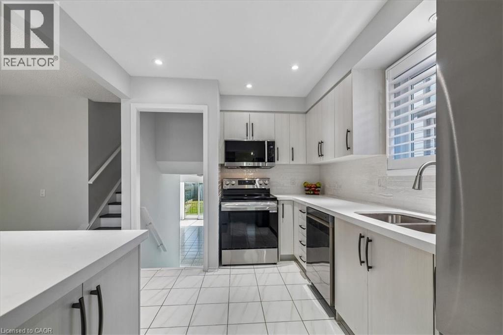 233 East 8th Street, Hamilton, Ontario  L9A 3L7 - Photo 20 - 40842541