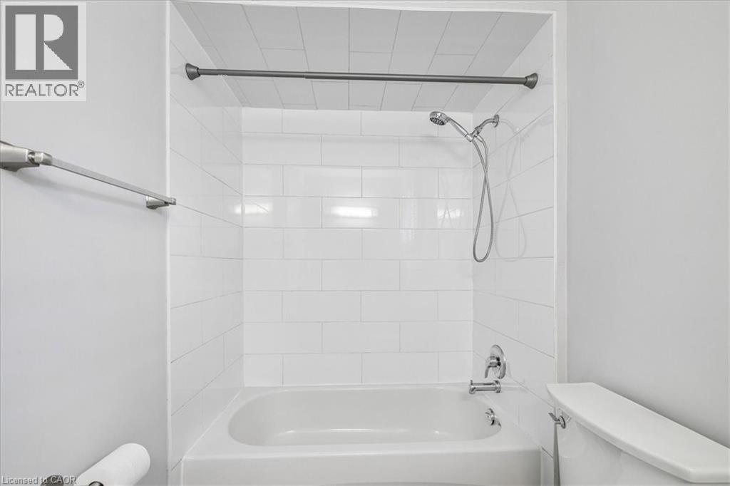233 East 8th Street, Hamilton, Ontario  L9A 3L7 - Photo 31 - 40842541