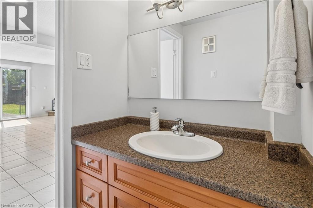 233 East 8th Street, Hamilton, Ontario  L9A 3L7 - Photo 37 - 40842541