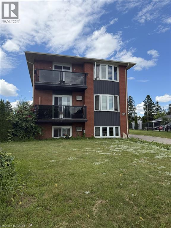 26 Carnaby Crescent, Kitchener, Ontario  N2A 1M7 - Photo 2 - 40841840