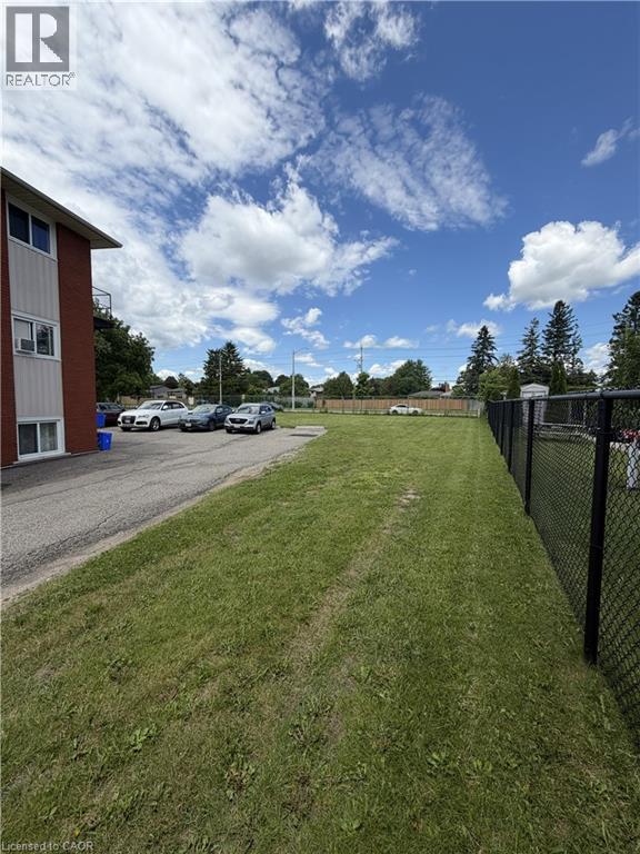 26 Carnaby Crescent, Kitchener, Ontario  N2A 1M7 - Photo 4 - 40841840