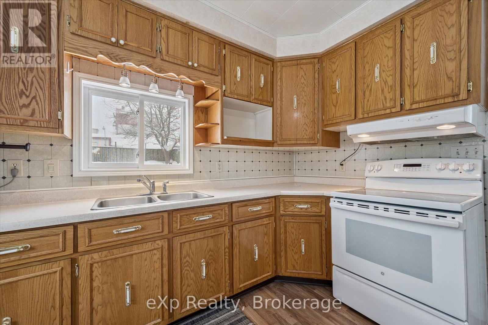 8 West Street, Perth East, Ontario  N0K 1M0 - Photo 14 - X13487002