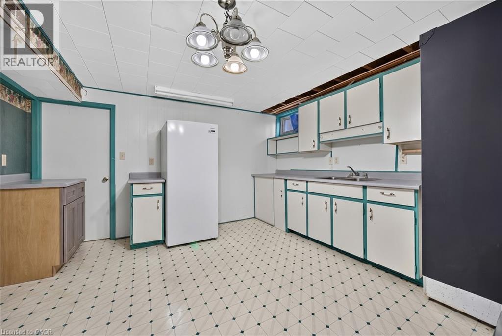 29 Concession Street E, Tillsonburg, Ontario  N4G 1N9 - Photo 22 - 40842915