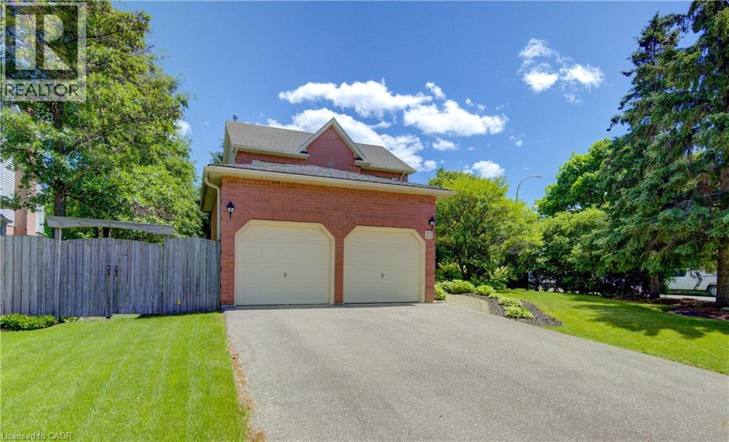 23 Trelawney Street, Kitchener, Ontario  N2N 3A8 - Photo 5 - 40840372