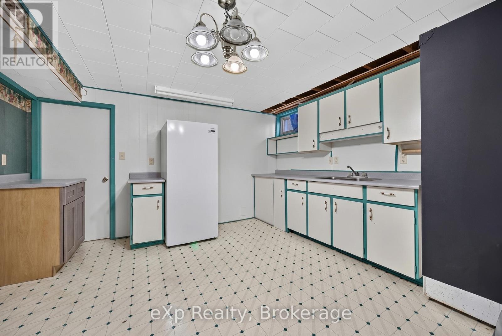 29 Concession Street E, Tillsonburg, Ontario  N4G 1N9 - Photo 22 - X13487138