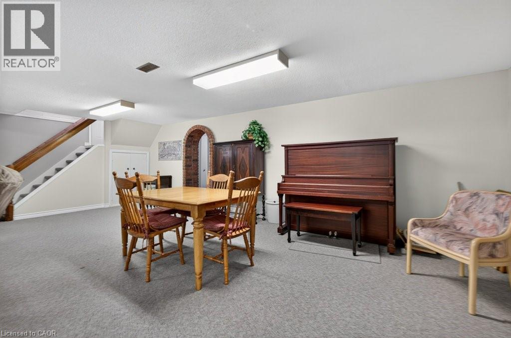 476 East 37th Street, Hamilton, Ontario  L8V 4B9 - Photo 33 - 40837840