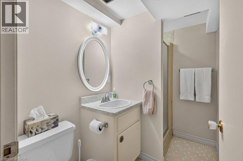 476 East 37th Street, Hamilton, Ontario  L8V 4B9 - Photo 34 - 40837840