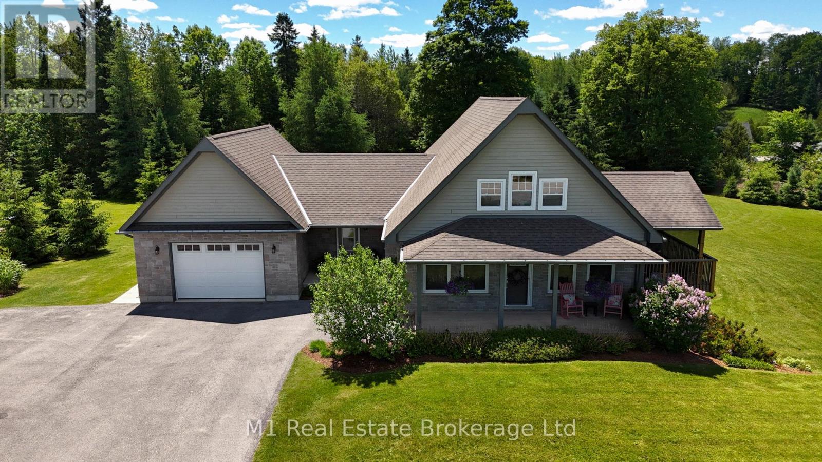 156 Highland Drive, West Grey, Ontario  N0C 1H0 - Photo 2 - X13487192