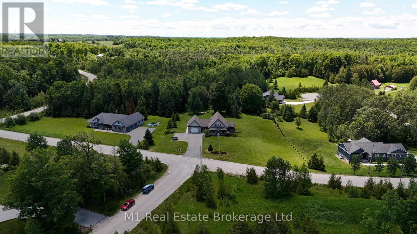 156 Highland Drive, West Grey, Ontario  N0C 1H0 - Photo 5 - X13487192