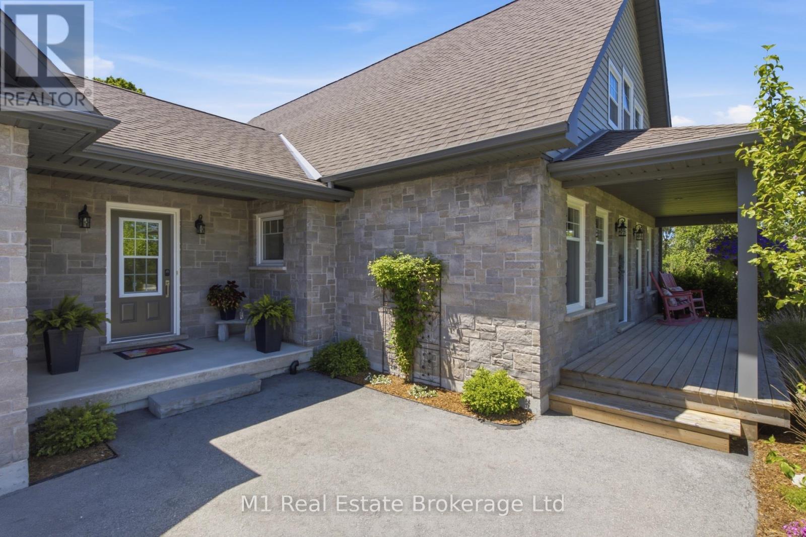 156 Highland Drive, West Grey, Ontario  N0C 1H0 - Photo 7 - X13487192