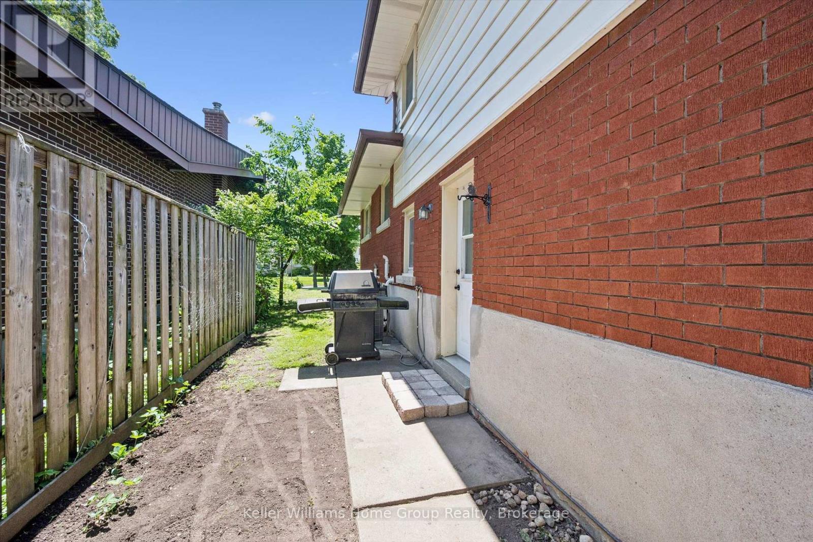 44 Meyer Drive, Guelph, Ontario  N1E 4H2 - Photo 31 - X13487200