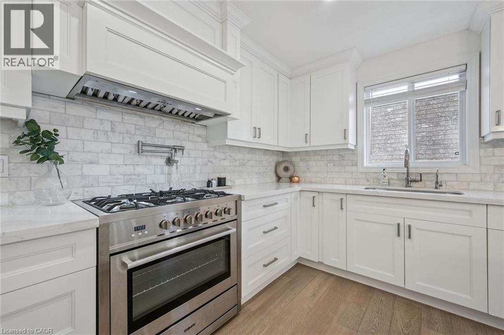 18 Keys Crescent, Guelph, Ontario  N1G 5J7 - Photo 6 - 40841677
