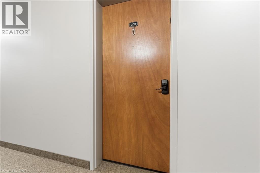 85 Spruce Street N Unit# 203, Cambridge, Ontario  N1R 4K4 - Photo 9 - 40842954