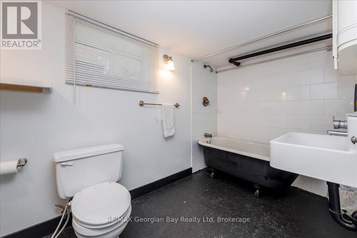 238 Sixth Street, Midland, Ontario  L4R 3Y1 - Photo 35 - S13487250