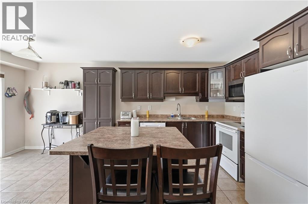 240 Emick Drive, Hamilton, Ontario  L9K 0E1 - Photo 10 - 40842761